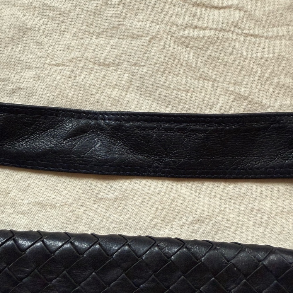 Bottega Veneta Interracio Shoulder Bag - Picture 8 of 16
